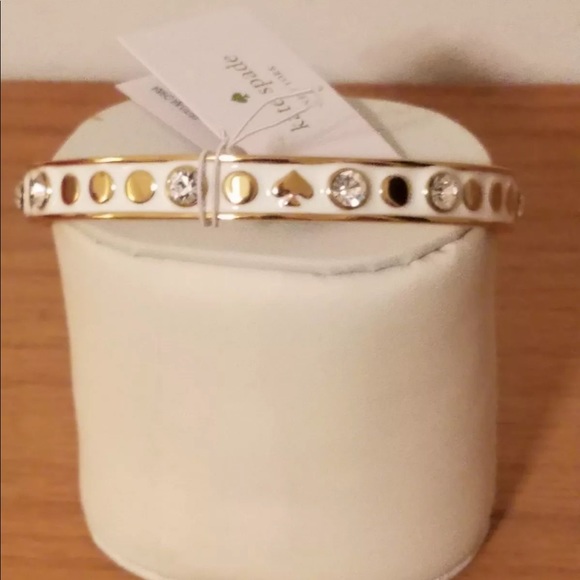 Kate Spade Spot the Spade Gold Bangle Bracelet - Picture 2 of 7